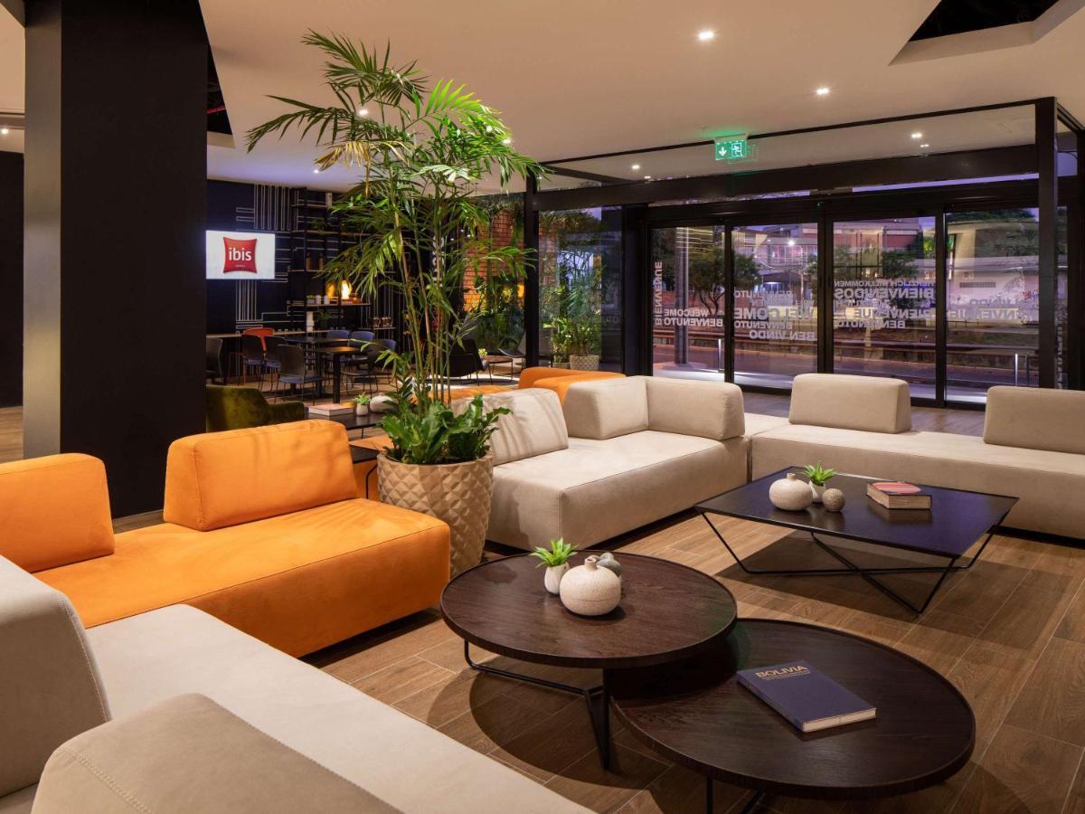 Ibis Santa Cruz De La Sierra Hotel Ngoại thất bức ảnh